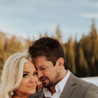 Jen and Jace, who met on Mutual